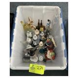 TOTE WITH DECORATIVE ITEMS, BELLS, FIGURINES