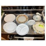 MISC GROUP OF PLATES AND DISHES