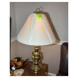 PAIR OF BRASS COLOR TABLE LAMPS, 30 IN TALL