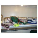 GROUP OF TOWELS AND LINENS