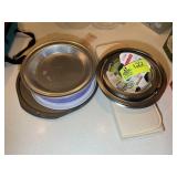 GROUP OF STOVE BURNER TRAYS AND DRYING MAT