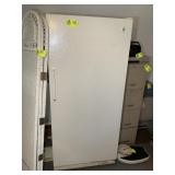GE UPRIGHT FREEZER MODEL FUF20DACRWH