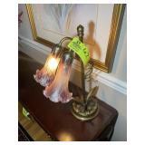 DECORATIVE FLORAL THEMED TABLE LAMP, 18 IN TALL