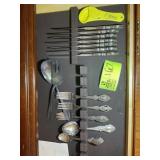 2 DRAWERS OF ASSORTED SILVER PLATED FLATWARE