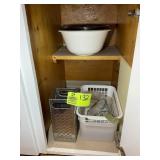 MISC GROUP INCLUDING STRAINER, GRATER, BOWLS