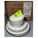 12 PIECES OF MIKASA TRELLIS GOLD BANDED BONE CHINA