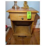 ONE DRAWER SIDE TABLE 18 IN X 14 IN X 25 IN, NO CO