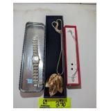 GROUP OF VINTAGE WOMEN'S JEWELRY WATCH FLOWER PEND