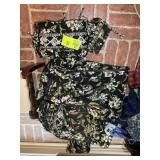 GROUP OF VERA BRADLEY SOFT SIDED LUGGAGE, GARMENT