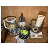 GROUP OF VINTAGE KITCHEN APPLIANCES, GE FOOD PROCE