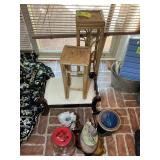 GROUP INCLUDING BAMBOO SIDE TABLES 15 IN AND 26 IN