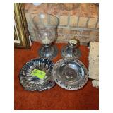 GROUP OF SILVER PLATED DECORATIVE ITEMS, BOWLS, CA