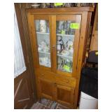 4 DOOR VINTAGE WOODEN CHINA CABINET, NO CONTENTS,