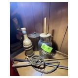 GROUP INCLUDING VINTAGE ICE BUCKET, CHURN, DECANTE