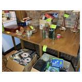 VINTAGE WOODEN GATE LEG DROP LEAF TABLE, NEEDS REP