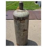 Acetylene tank for welding