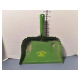 John Deere Dust Pan
