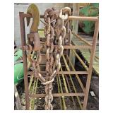 Heavy duty chain with hook