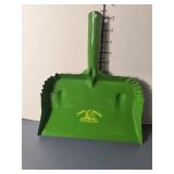 John Deere Dust Pan