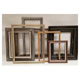 VINTAGE LOT OF SMALL PICTURE FRAMES
