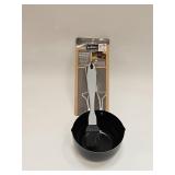 NEW KICKSTAND SAUCE POT & BASTER