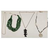 VINTAGE COSTUME FASHION JEWELRY NECKLACE LOT