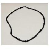 VINTAGE BLACK ROUND HEXAGON BEADED NECKLACE