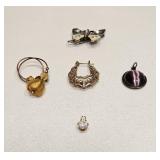 VTG COSTUME FASHION JEWELRY PENDANT LOT
