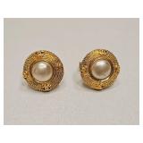 VINTAGE CHANEL CUFF LINKS