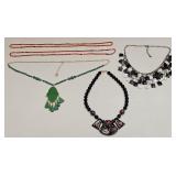 VINTAGE COSTUME FASHION JEWELRY NECKLACE LOT