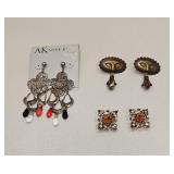 VINTAGE COSTUME JEWELRY EARRING LOT