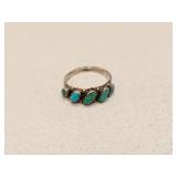 VINTAGE NATIVE STERLING SILVER & TURQUOISE RING