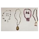 VINTAGE COSTUME FASHION JEWELRY NECKLACE LOT