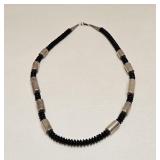 VINTAGE COSTUME JEWELRY BEADED NECKLACE