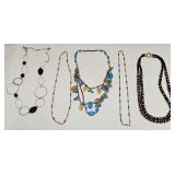 VINTAGE COSTUME FASHION JEWELRY NECKLACE LOT