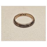 VINTAGE STERLING SILVER RING