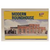 WALTHERS Cornerstone Modern Roundhouse Sealed Box