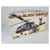 Academy UH-60L Black Hawk Model Kit 2192