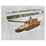 Tamiya Hunting Tiger German Tank Destroyer Kit...
