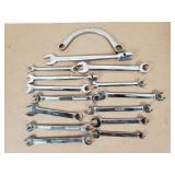 snap-on sae & metric wrenchs / couple are broken