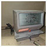 simplex time clock w/ key, works