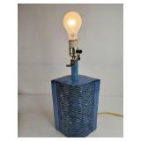 Retro Rippled Ceramic Table Lamp