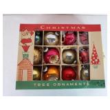Fantasia Brand Polish Glass Ornaments (12)