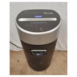 Staples 12-Sheet Paper & CD Shredder