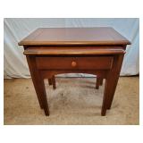 Hammary La-Z-Boy Company Wooden Nesting Tables