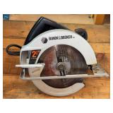Black and Decker 7 1/4' Circular Saw - Model 7391