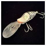 Vintage Heddon Deep Dive River Runt white