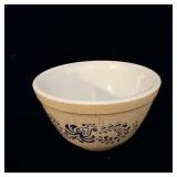 Vintage Pyrex Homestead 401 Small Mixing Bowl