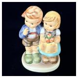 Hummel/ Goebel  ï¿½We Congratulateï¿½#220 Signed