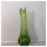 LE Smith Simplicity Ribbed Avacado Green Swung >